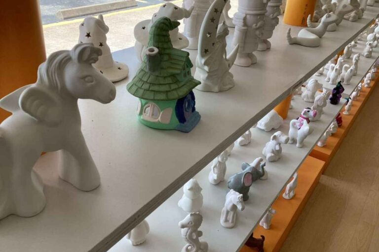 Ceramic Painting Studio for Houston and near by families